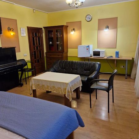 Apartament Erfolg 12 陶格夫匹尔斯 外观 照片