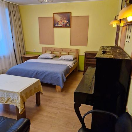 Apartament Erfolg 12 陶格夫匹尔斯 外观 照片