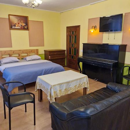 Apartament Erfolg 12 陶格夫匹尔斯 外观 照片