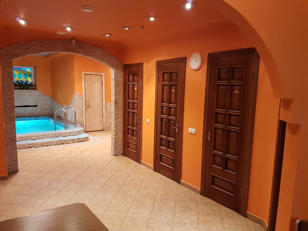 Apartament Erfolg 12 陶格夫匹尔斯 外观 照片