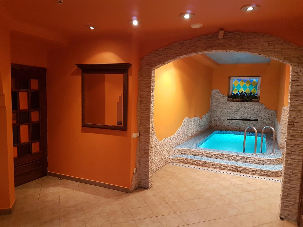 Apartament Erfolg 12 陶格夫匹尔斯 外观 照片