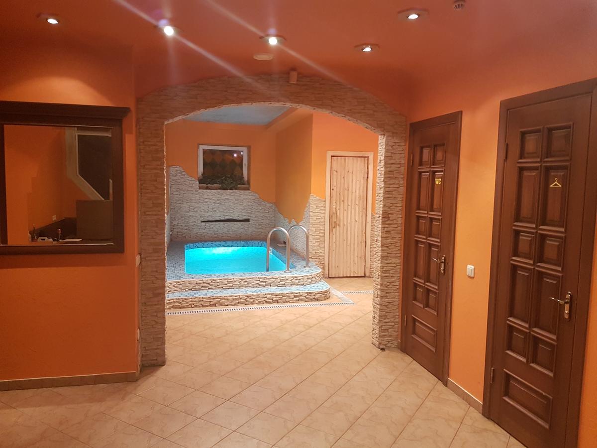 Apartament Erfolg 12 陶格夫匹尔斯 外观 照片